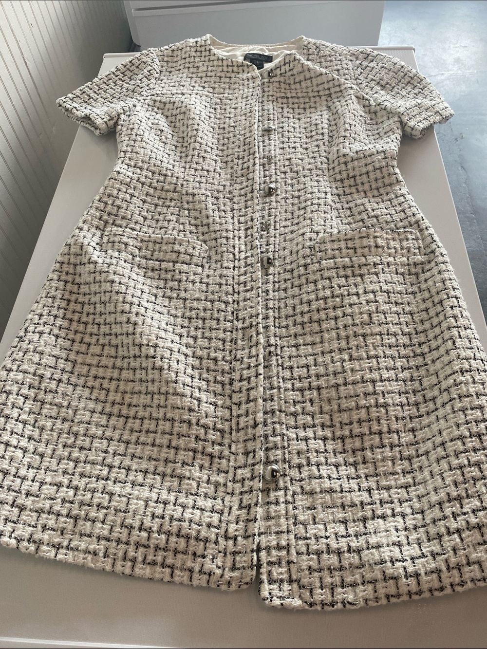 Rachel Zoe Black/White Tweed Short Sleeve Dress. Button front. Size 6.